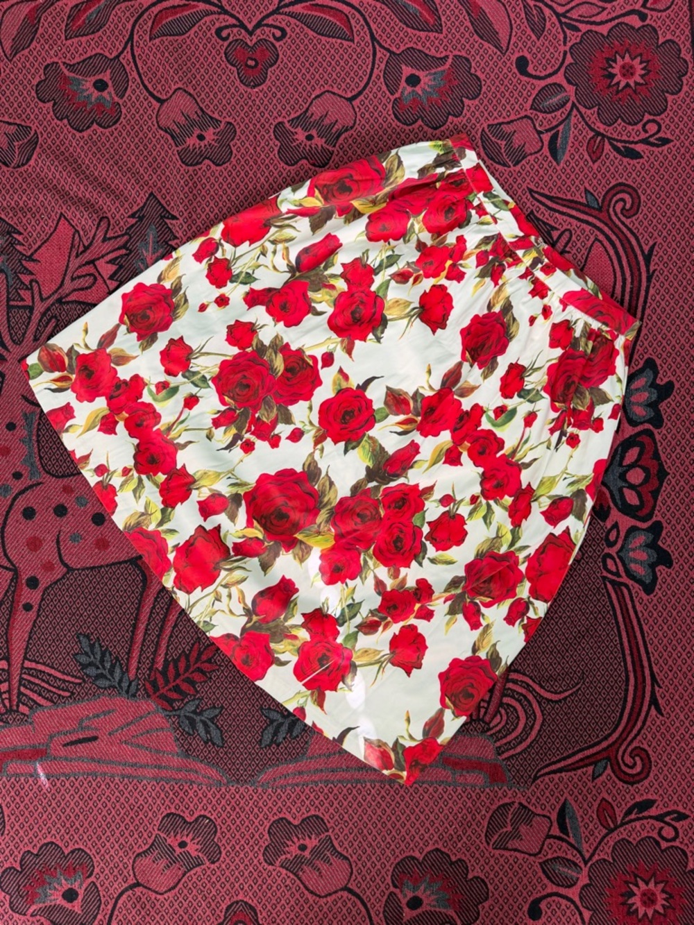 Ark & Co White Skirt with Red Rose Print